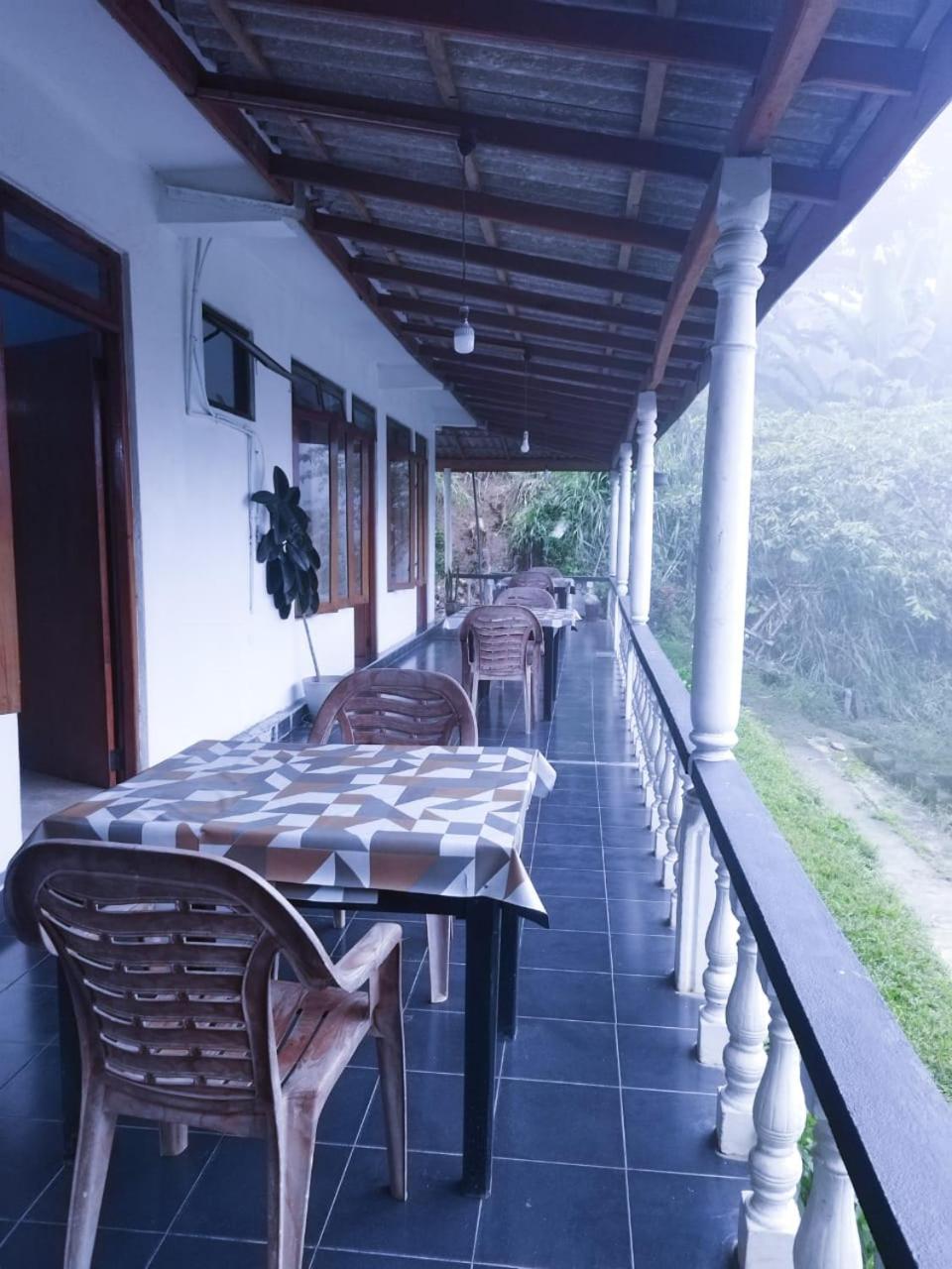 Soorya Inn Ella Exteriör bild